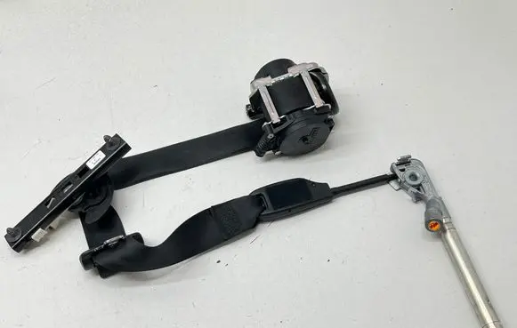 Renault Talisman Front seatbelt 0589P10021 631452900 010R0000