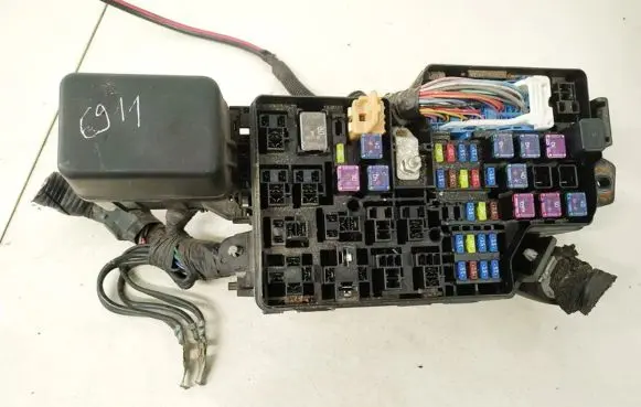 Mazda 3 II Fuse box set k2441