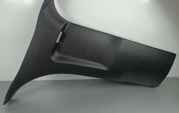SsangYong Rexton (B) pillar trim (bottom)