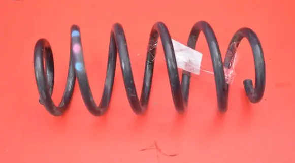 Toyota Auris E180 Rear coil spring