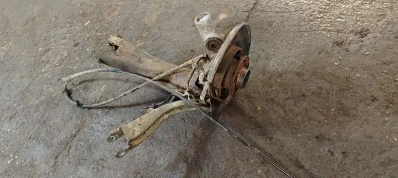 Volvo XC70 Rear wheel hub P39960811