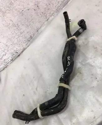 Mazda CX-30 Engine coolant pipe/hose