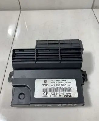 Audi A6 S6 C6 4F Power management control unit 4F0907280A