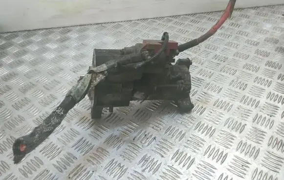 Jaguar S-Type Starter motor 4R831101AC