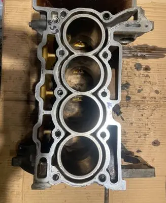 Citroen C3 Picasso Engine block V758456680