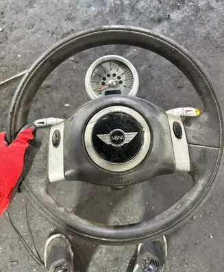 Mini Cooper Hatch Hardtop Steering wheel A027816105