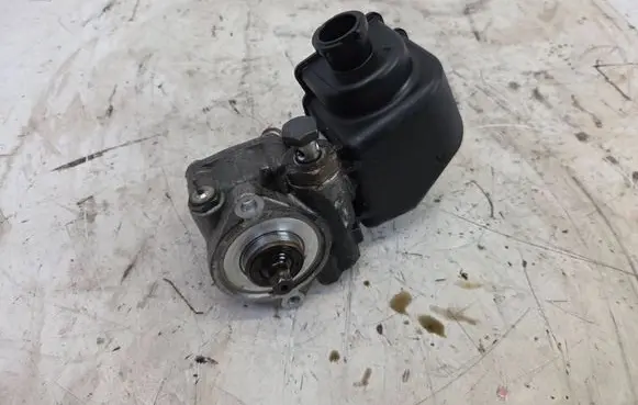 Saab 9-3 Ver2 Power steering pump 12785125