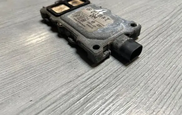 Mercedes-Benz E W211 Air quality sensor A2118300472
