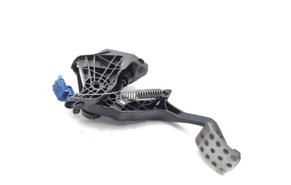 Seat Ibiza IV (6J,6P) Clutch pedal 6R2721059E