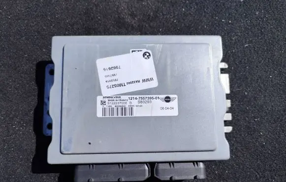 Mini One - Cooper R50 - 53 Engine control unit/module 7562616 7512948 7557395