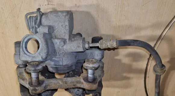 Peugeot 508 Rear brake caliper