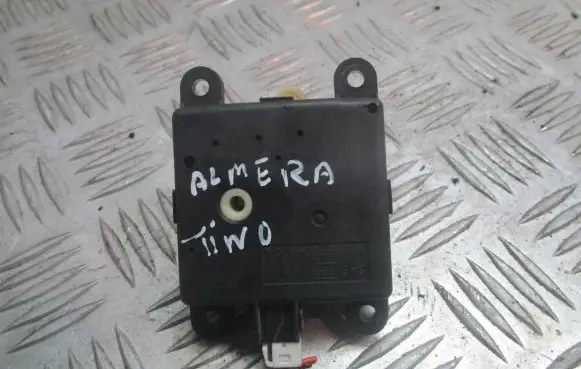 Nissan Almera Tino A/C air flow flap actuator/motor 3T05030820