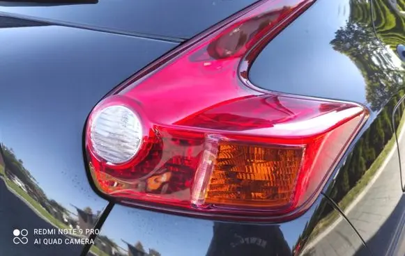 Nissan Juke I F15 Rear/tail lights set 