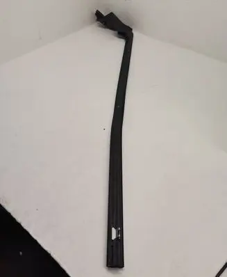 BMW M4 F82 F83 Rubber seal front door (on door) 7279735