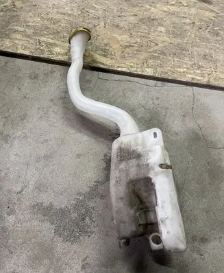 Renault Twingo II Windshield washer fluid reservoir/tank 8200619096