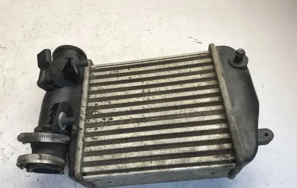 Audi A6 S6 C6 4F Intercooler radiator 4F0145805E