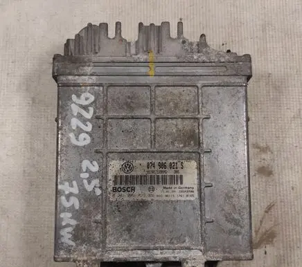 Volkswagen Transporter - Caravelle T4 Engine control unit/module ECU 074906021S 0281001829