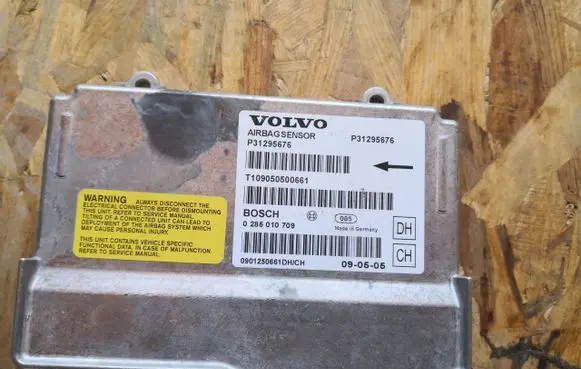Volvo S80 Airbag control unit/module 31295676