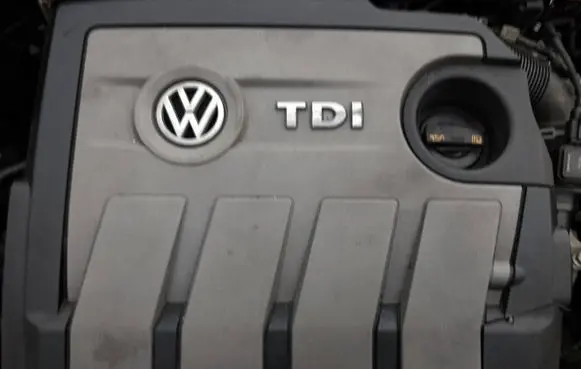 Volkswagen Golf VI Engine swap CAY