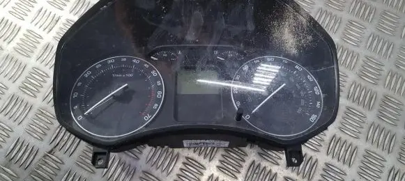 Skoda Octavia Mk2 (1Z) Speedometer (instrument cluster) 1z0920902a sw090000