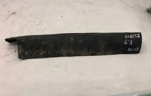 Mazda CX-3 Fender end trim D10E56915