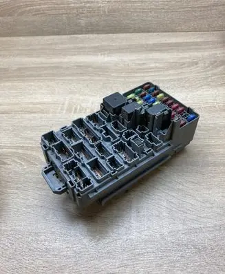 Honda Civic Fuse module 3820ES6AS000 S6AS03000