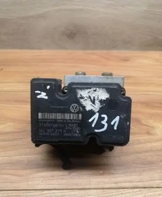 Skoda Octavia Mk2 (1Z) ABS Pump 1K0907379N 10097003133 00005793E6