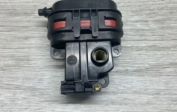 Mercedes-Benz SL R129 Heater blower fan relay A0018001075 9062600582