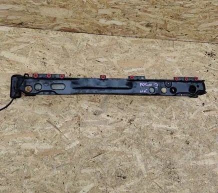 Ford Focus Bottom radiator support slam panel 3216 3316