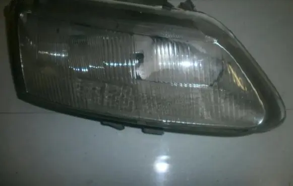 Renault Laguna I Headlight/headlamp 13996600re