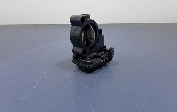 BMW X4 F26 Throttle body valve 8512452