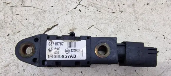 Chrysler Pacifica Airbag deployment crash/impact sensor 04686957AB
