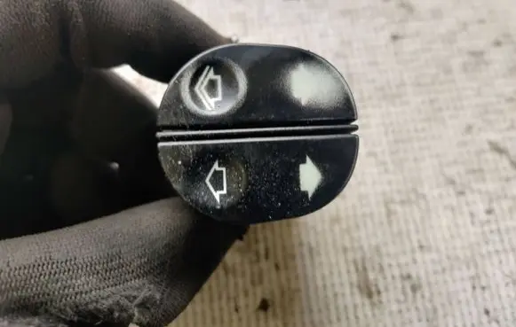 Ford Transit Electric window control switch 6S6T14529AB 03153500