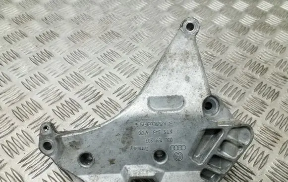 Volkswagen Golf VI Engine mounting bracket 03L199207