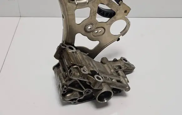 BMW 5 GT F07 Oil pump 7573747 7523885 910578