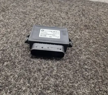 BMW M5 Hand brake control module 6863277