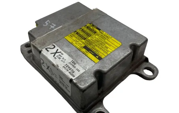 Toyota Avensis T250 Airbag control unit/module 8917005220 215955102