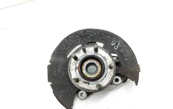 Opel Zafira C Front wheel hub