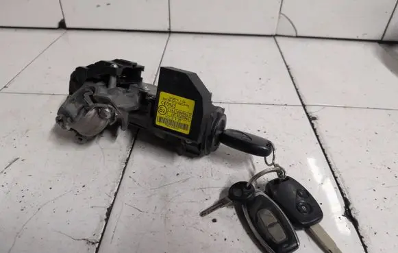 Honda Civic Ignition lock S0105A1DA 39730SMGG010M1 0205041