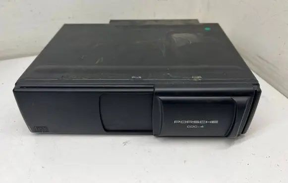 CD/DVD changer