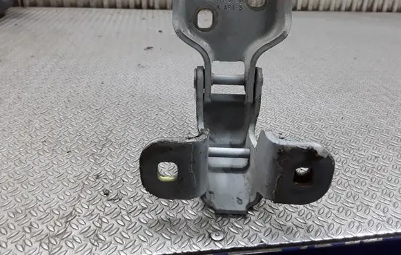 Renault Trafic II (X83) Front door upper hinge 311772J