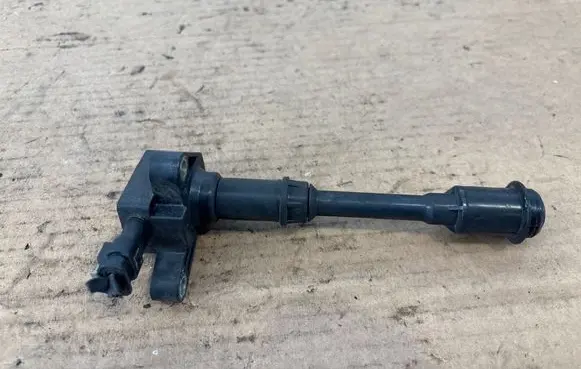 Ford Kuga II High voltage ignition coil BM5G12A366DB