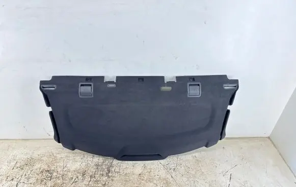 Parcel shelf