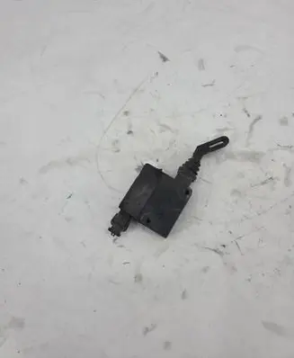 Audi A8 S8 D2 4D Central locking motor 