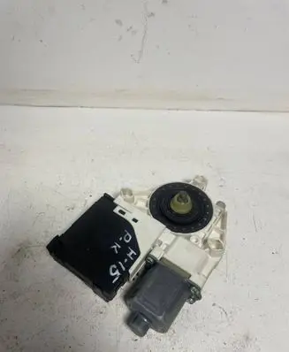 Volkswagen Golf V Front door window regulator motor 1K5837401AN 1K0959701AE 973562420