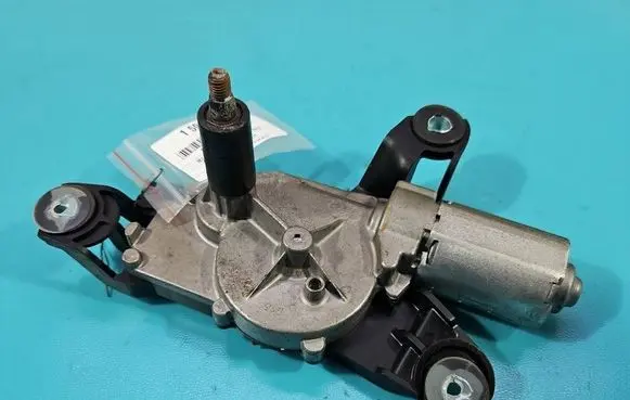 Mitsubishi Colt CZ3 Rear window wiper motor 0390201599 IMPRK1592967
