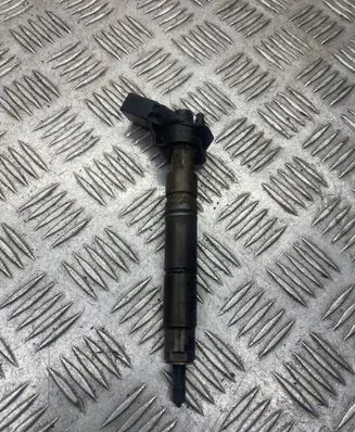 Mercedes-Benz E W211 Fuel injector 060510 AA8YFAH