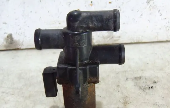 Volkswagen Transporter - Caravelle T5 Electric auxiliary coolant/water pump