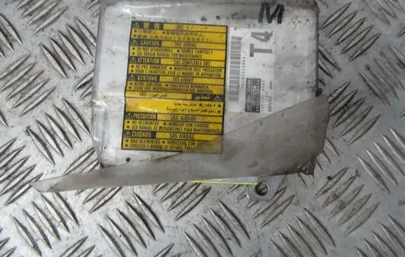 Lexus GS 300 350 430 450H Airbag control unit/module 8917030440 89170-30440