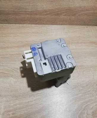Toyota Prius (XW20) Power steering control unit/module 8965047091 1129000900